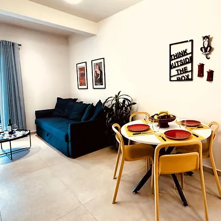 S39 Urban Living *
